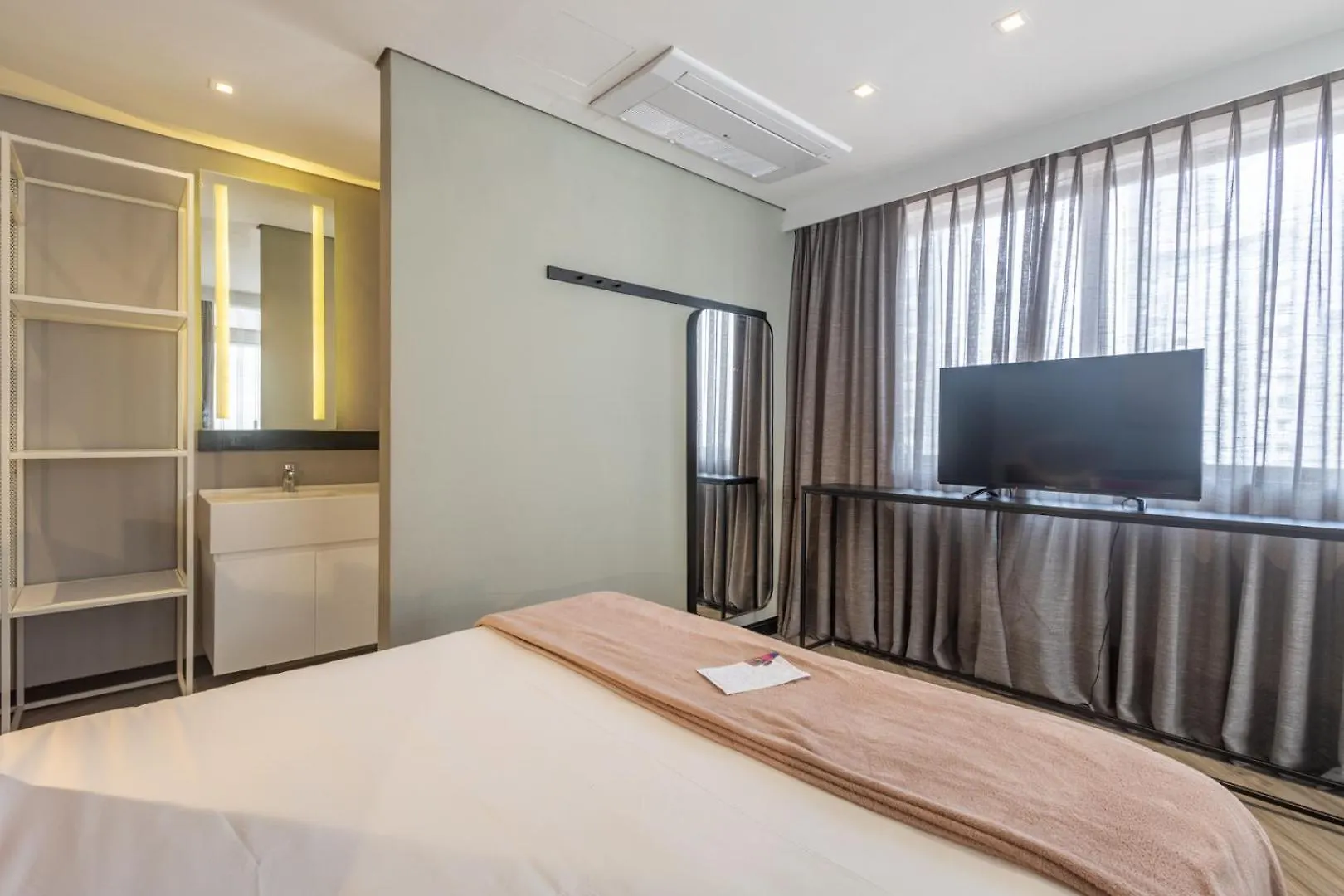 Housi Bela Cintra Apartment Sao Paulo