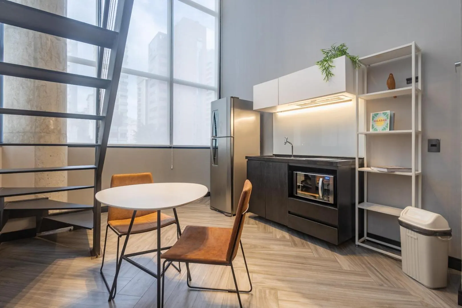 Housi Bela Cintra Apartamento São Paulo