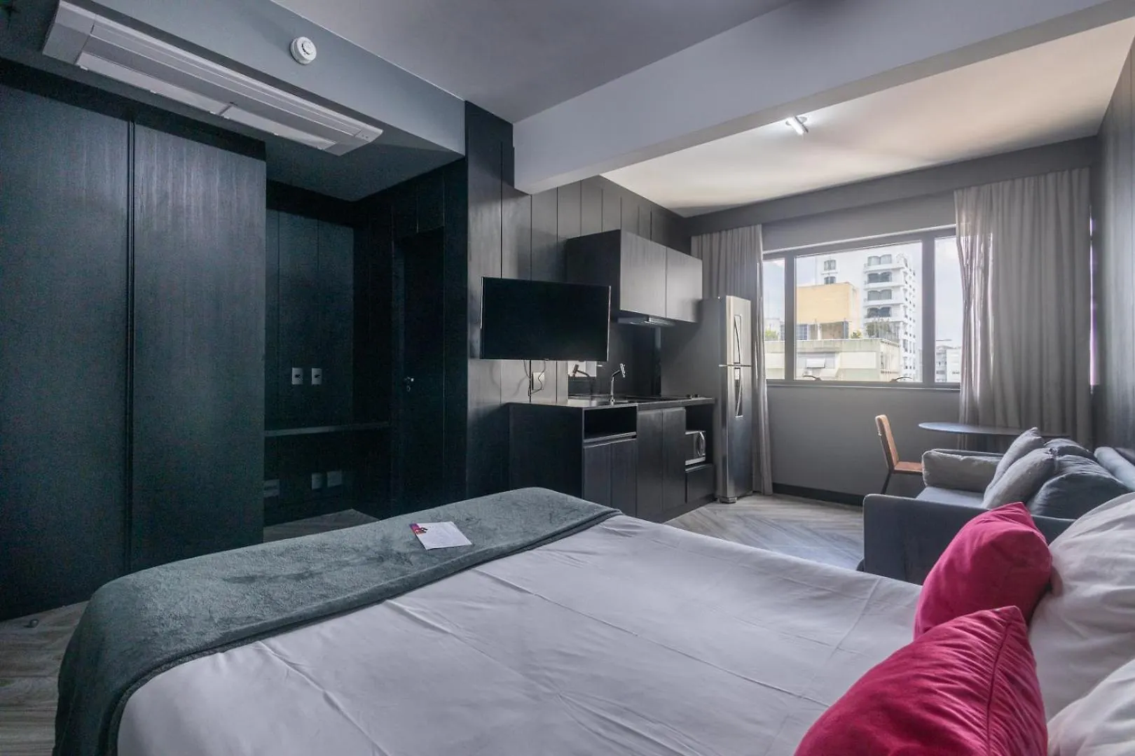 Housi Bela Cintra Apartamento São Paulo Brasil